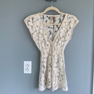 Lace cream cross neck top